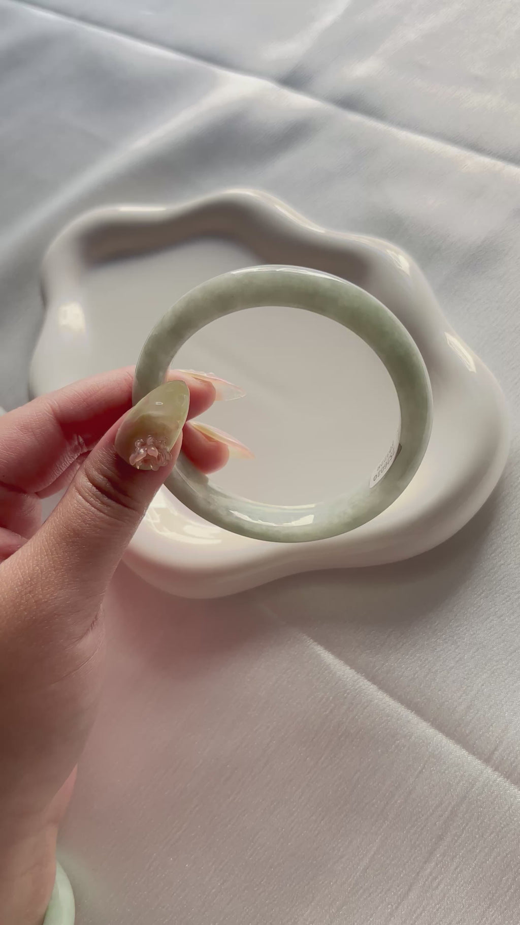 58 mm light green